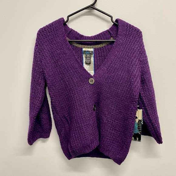 ✨NEW✨ VINTAGE-LIKE PURPLE CARDIGAN - Picture 1 of 8